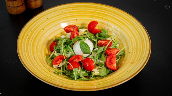 Salata Caprese